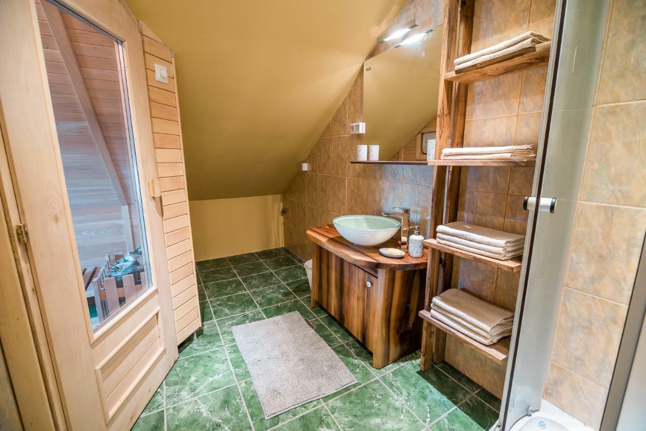 Apartment With Sauna Pr' Geci Dobova المظهر الخارجي الصورة