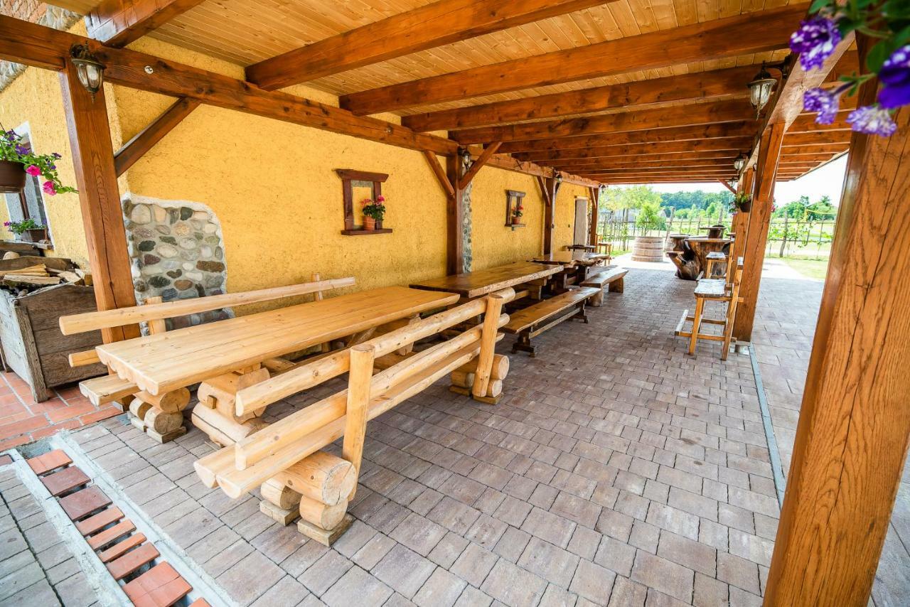 Apartment With Sauna Pr' Geci Dobova المظهر الخارجي الصورة